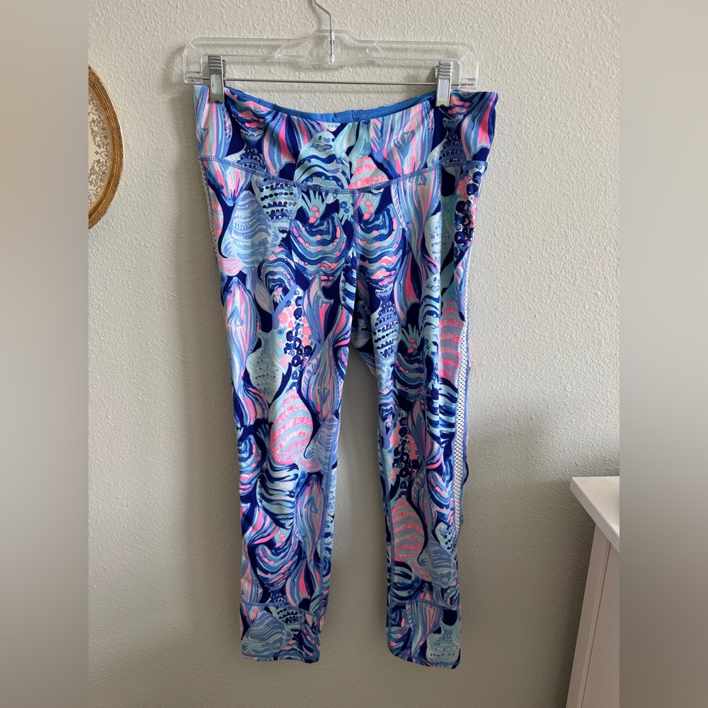Lilly Pulitzer Athletic Patterned Cropped Leggings Size L